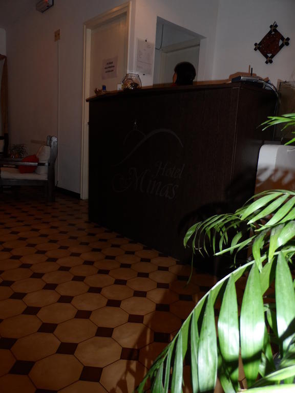 Hotel Minas Εξωτερικό φωτογραφία